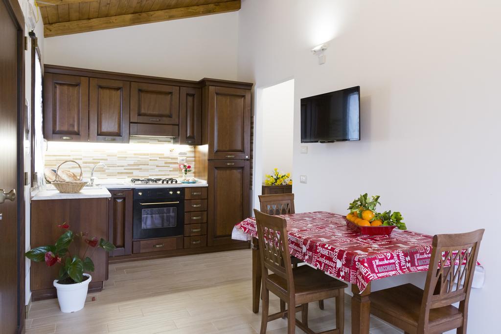Orange Park - Agriturismo Villa มิสแตร์เบียงโก ภายนอก รูปภาพ
