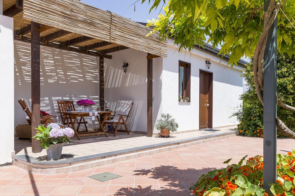 Orange Park - Agriturismo Villa มิสแตร์เบียงโก ภายนอก รูปภาพ