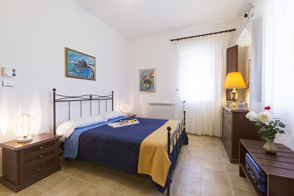 Orange Park - Agriturismo Villa มิสแตร์เบียงโก ภายนอก รูปภาพ