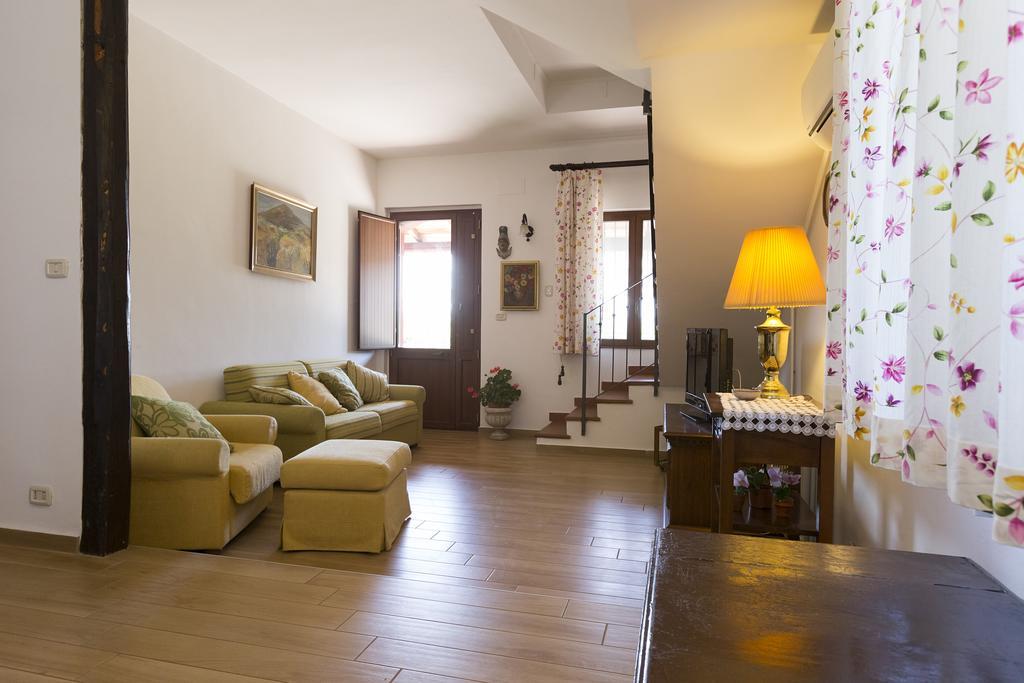 Orange Park - Agriturismo Villa มิสแตร์เบียงโก ภายนอก รูปภาพ