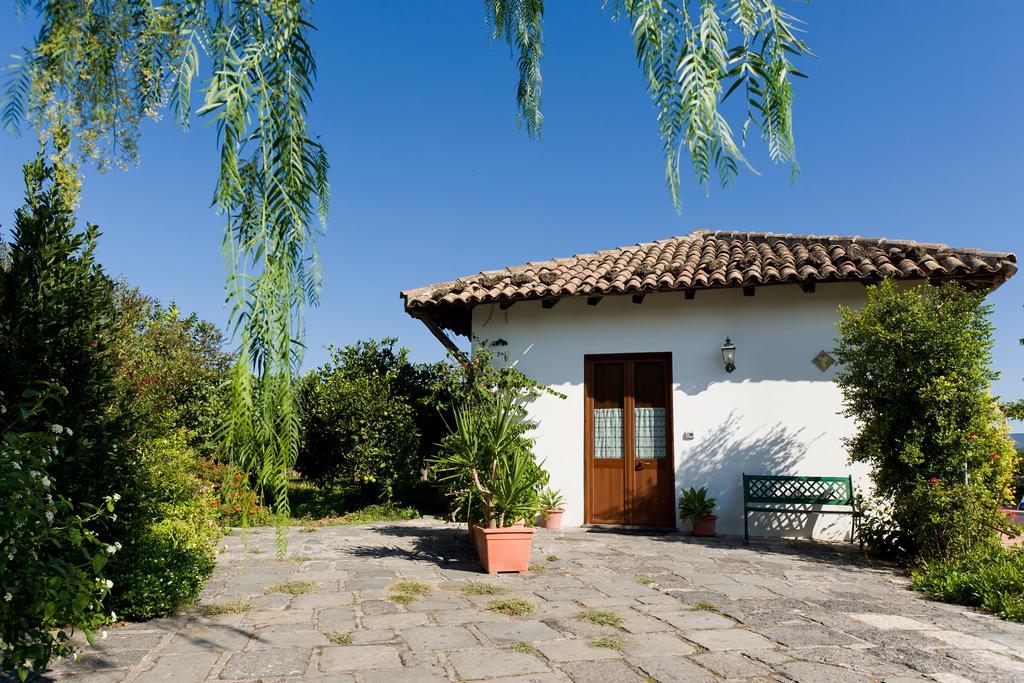 Orange Park - Agriturismo Villa มิสแตร์เบียงโก ภายนอก รูปภาพ