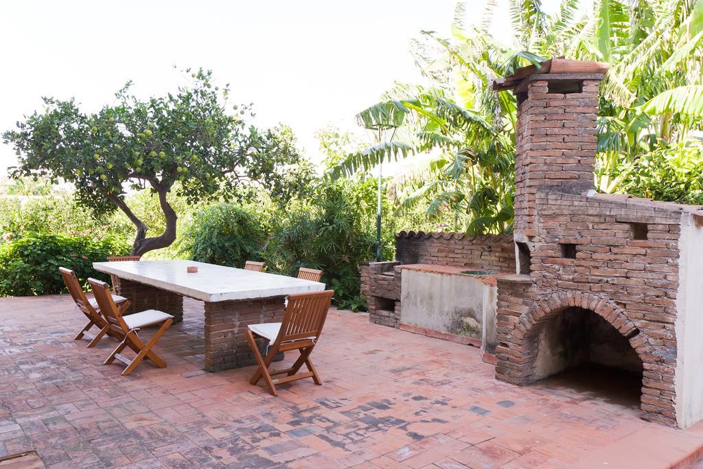 Orange Park - Agriturismo Villa มิสแตร์เบียงโก ภายนอก รูปภาพ